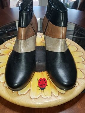 💘🖤💘 SPRING STEP GENERATE VINTAGE LEATHER BLACK BROWN TAN TRICOLOR BOOTS 9.5